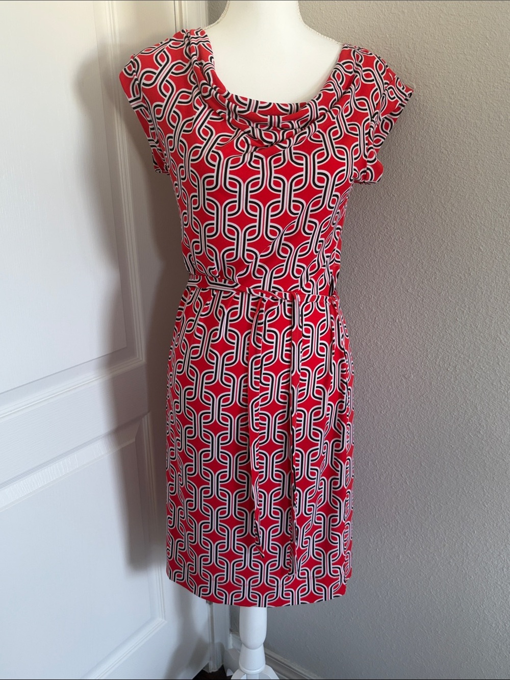 Banana Republic Red and White Geometric Cap-Sleeve Dress
